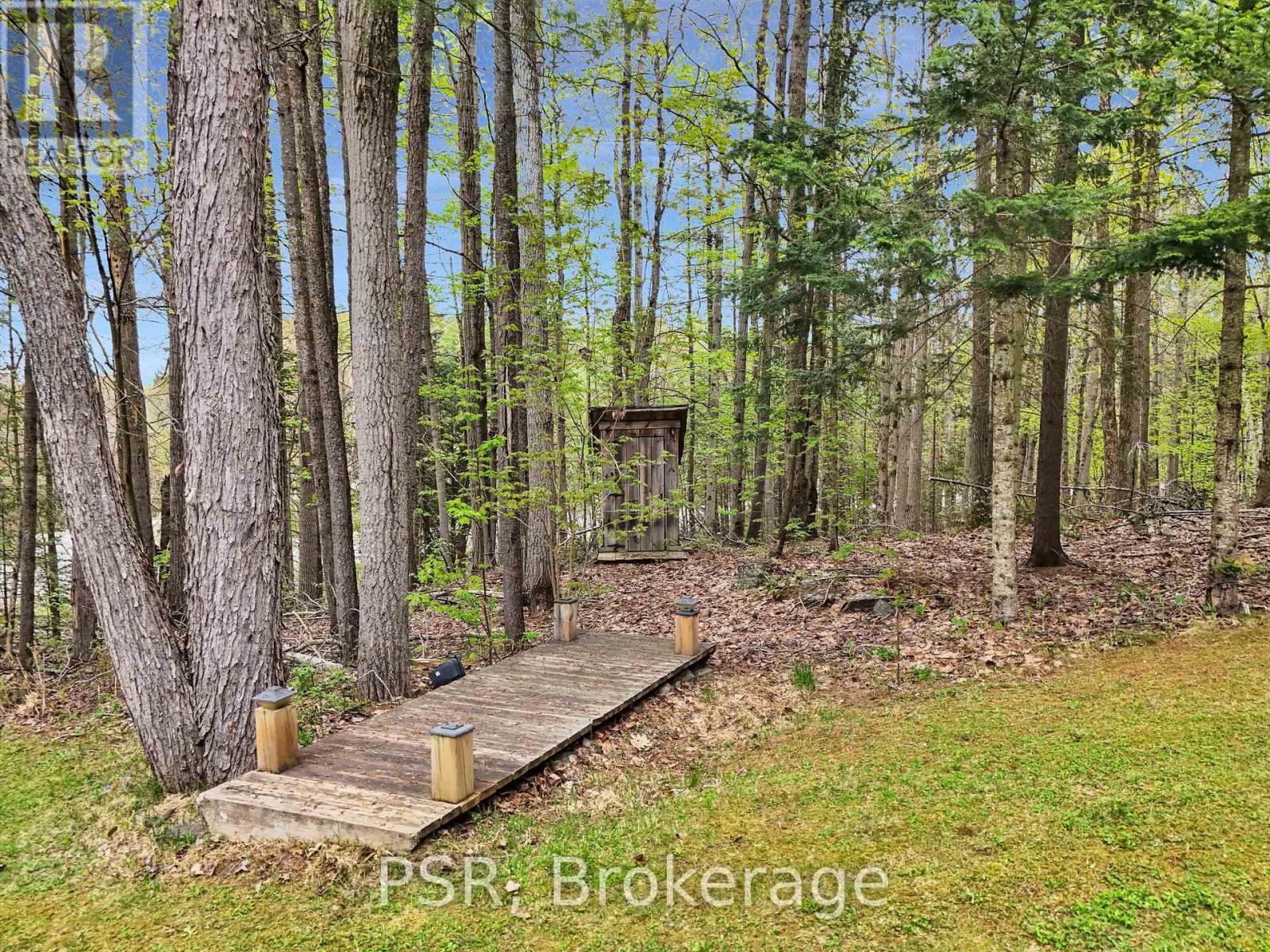 1040 Amelia Crescent, Gravenhurst, Ontario  P0E 1G0 - Photo 10 - X12397470