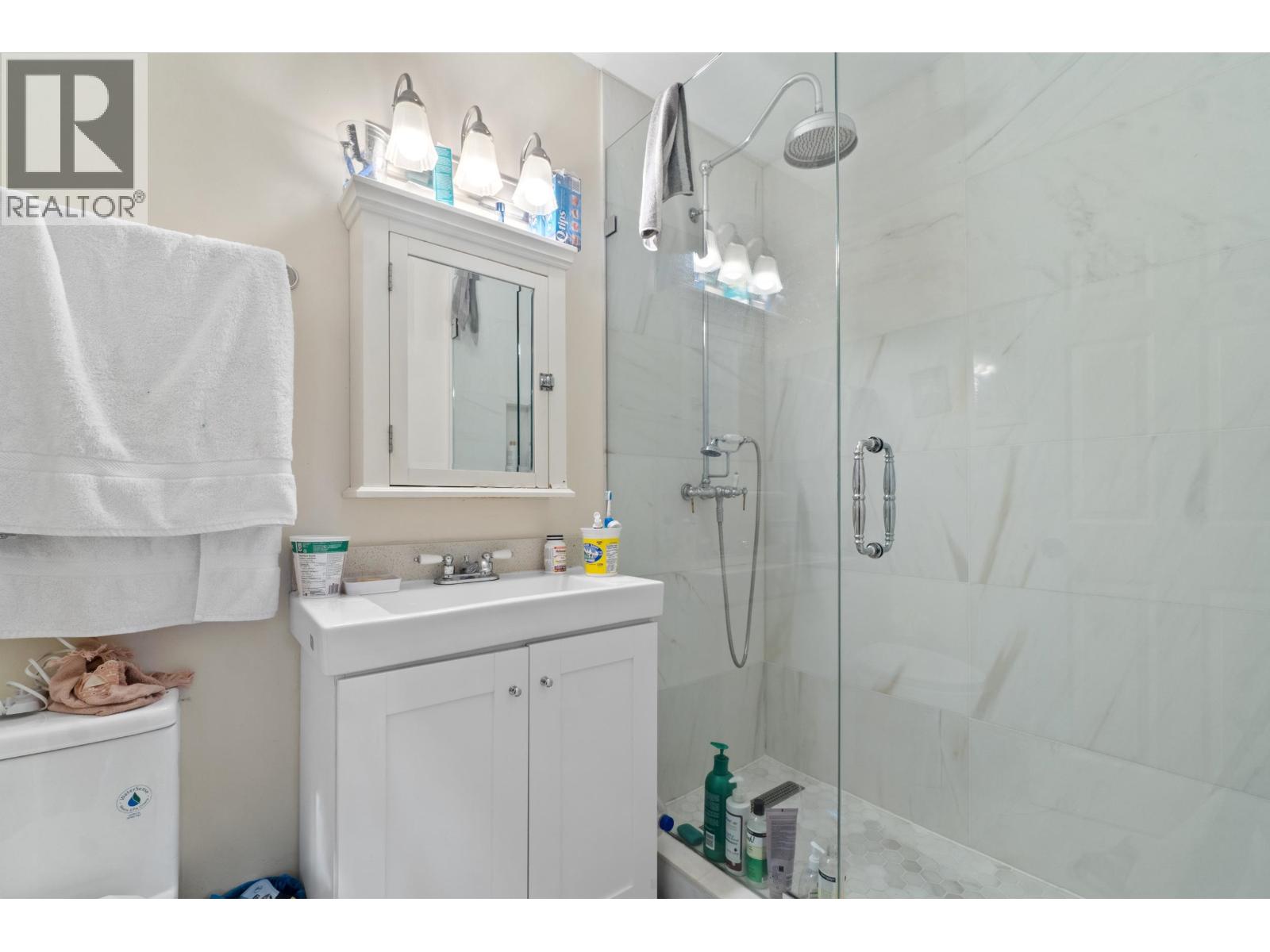 473 E 45th Avenue, Vancouver, British Columbia  V5W 1X5 - Photo 9 - R3016475