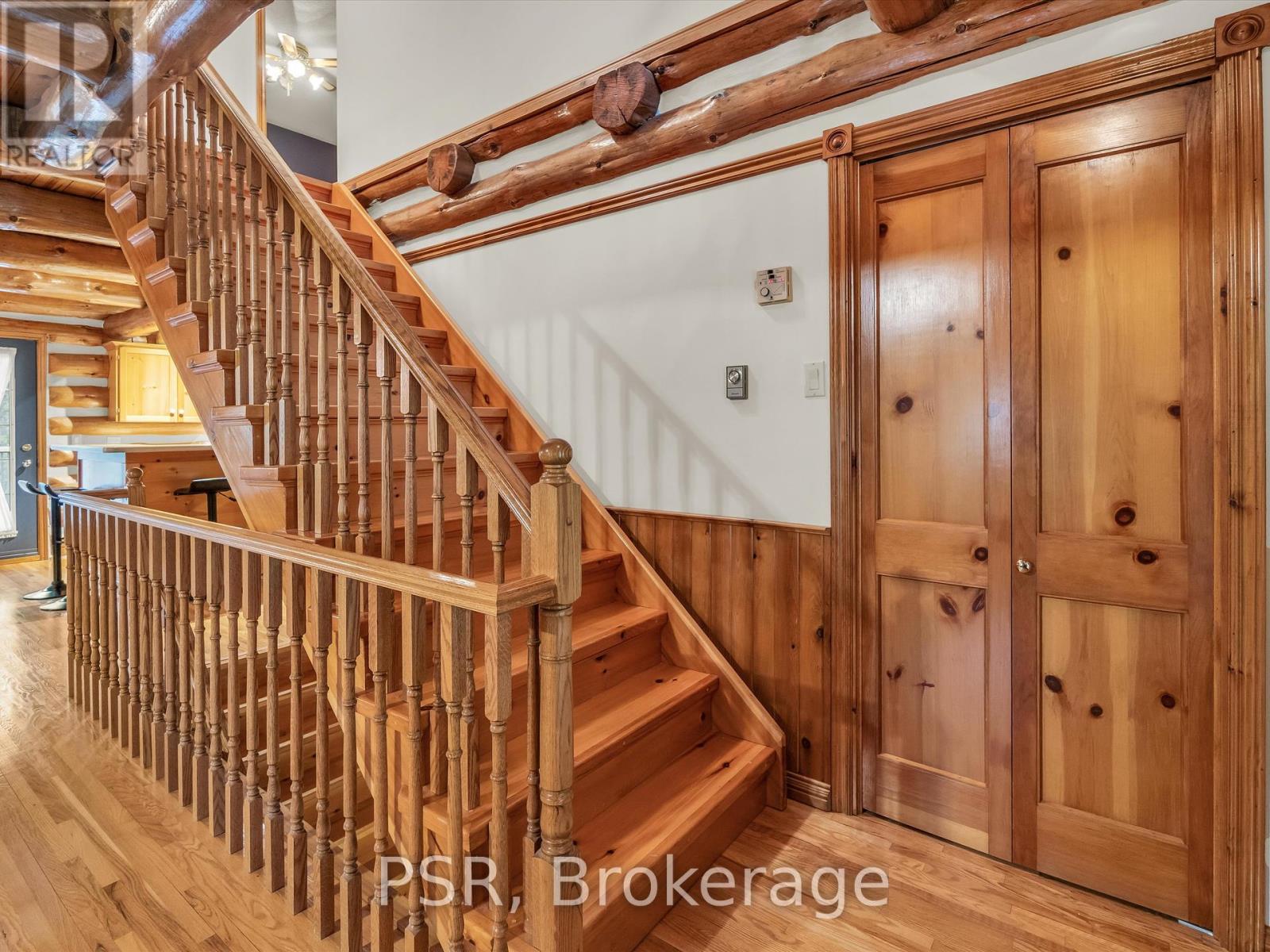 1040 Amelia Crescent, Gravenhurst, Ontario  P0E 1G0 - Photo 32 - X12397470