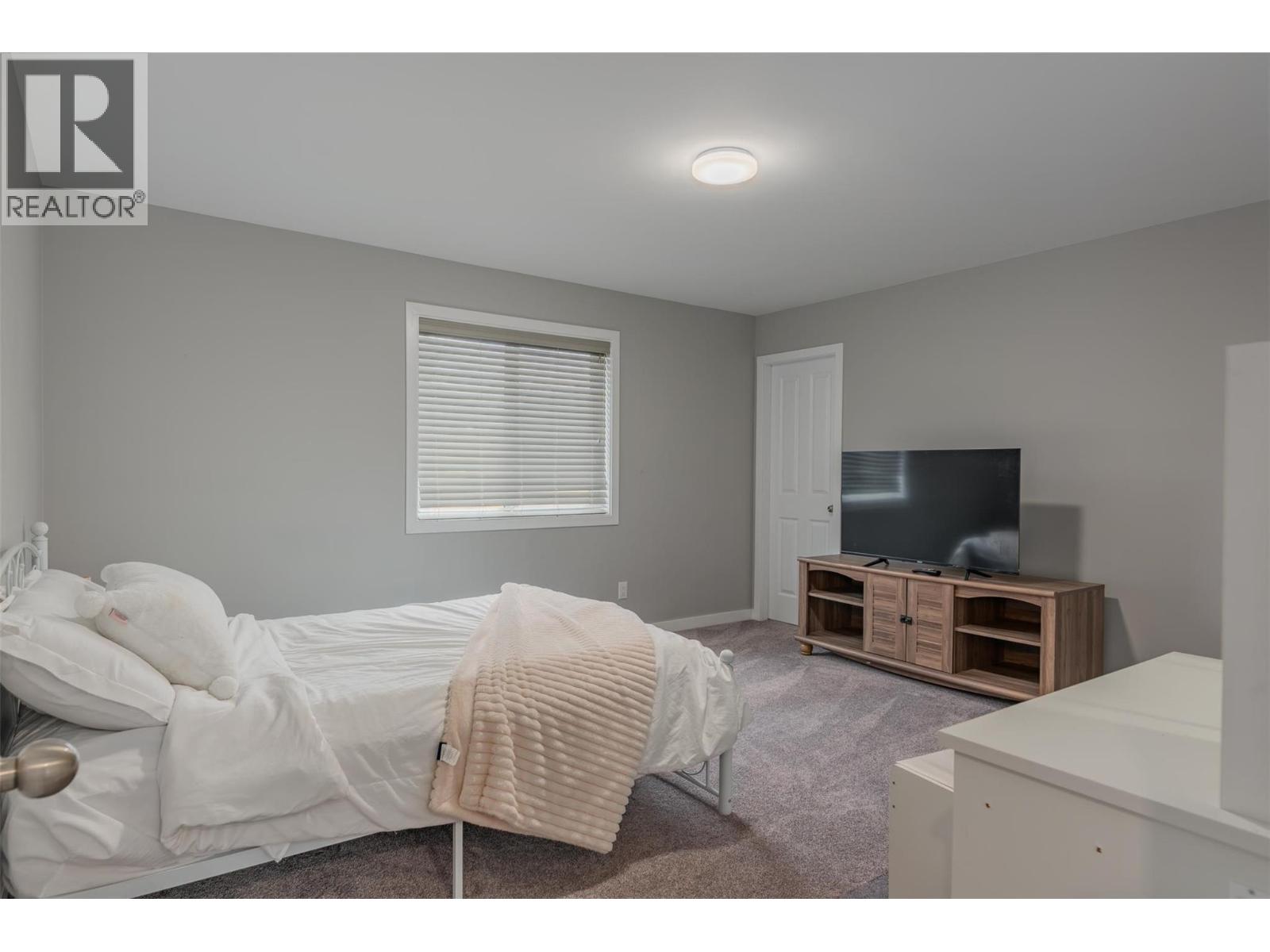 3904 Grandview Drive, Castlegar, British Columbia  V1N 4X9 - Photo 35 - 10357189