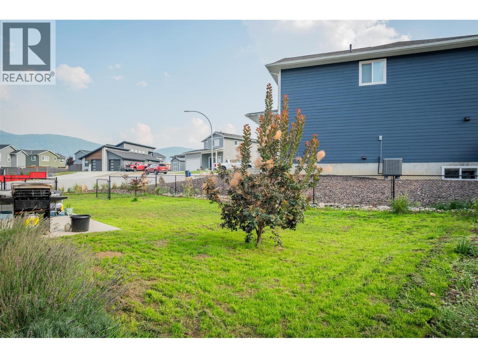 3904 Grandview Drive, Castlegar, British Columbia  V1N 4X9 - Photo 47 - 10357189