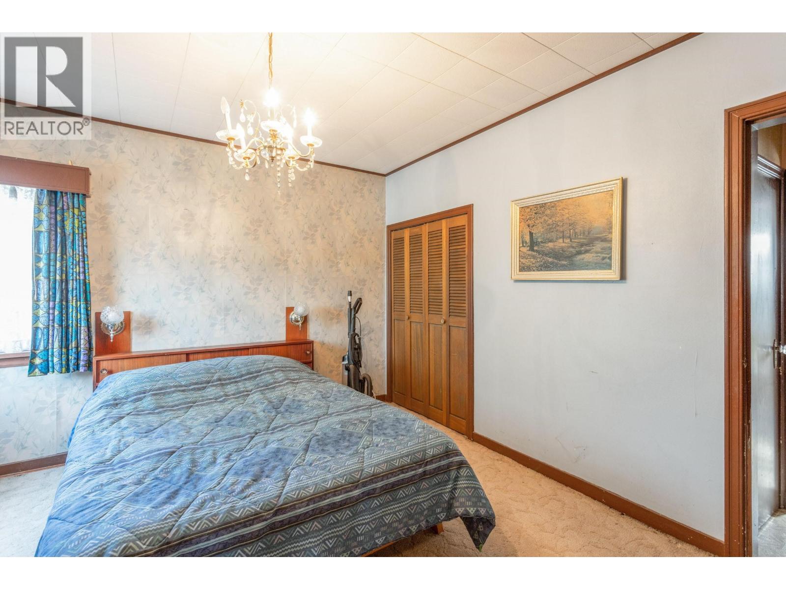 5670 Columbia Street, Vancouver, British Columbia  V5Y 3H7 - Photo 11 - R3046323