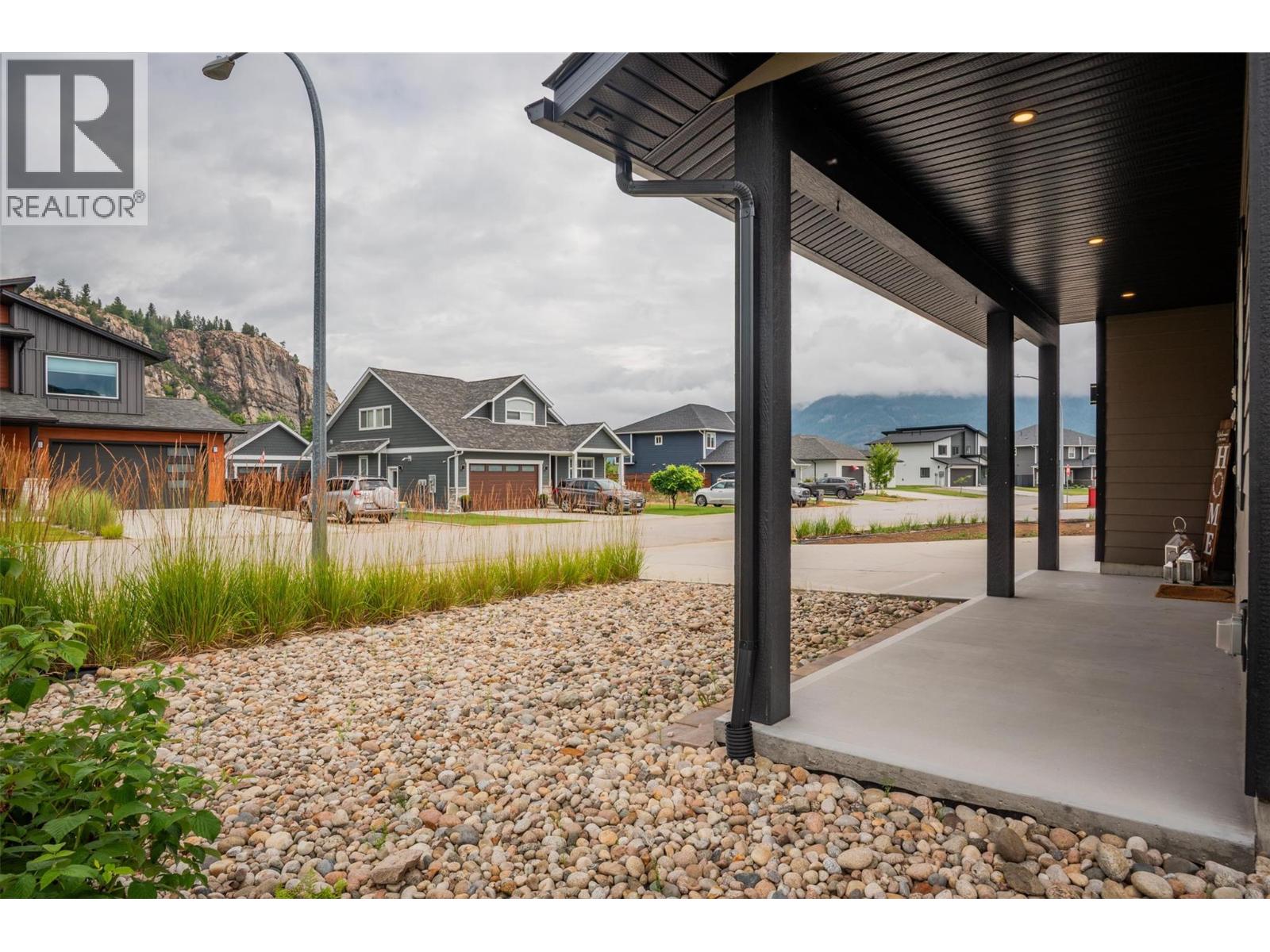 3904 Grandview Drive, Castlegar, British Columbia  V1N 4X9 - Photo 42 - 10357189