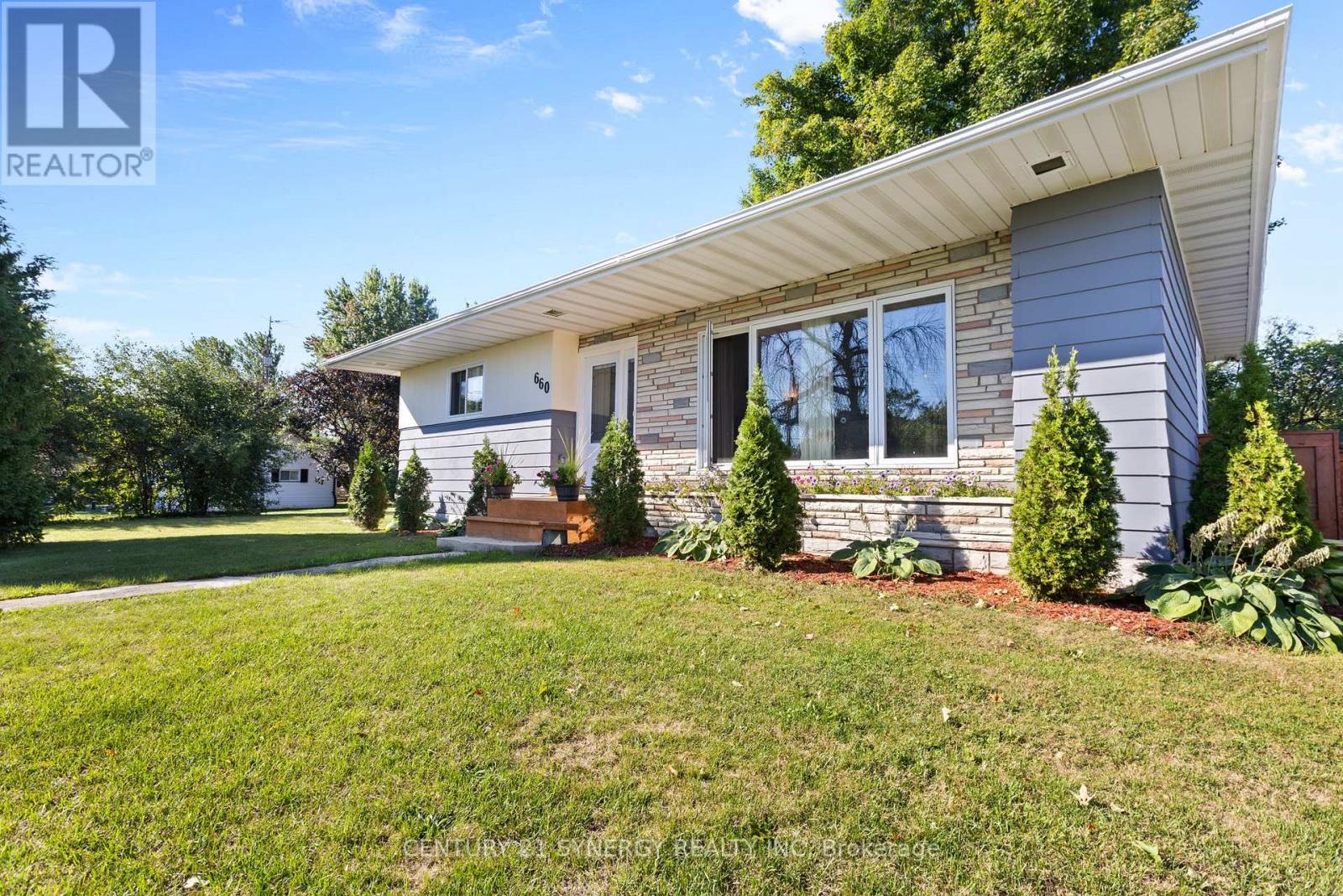 660 County 29 Road, Elizabethtown-Kitley, Ontario  K0G 1G0 - Photo 2 - X12397689