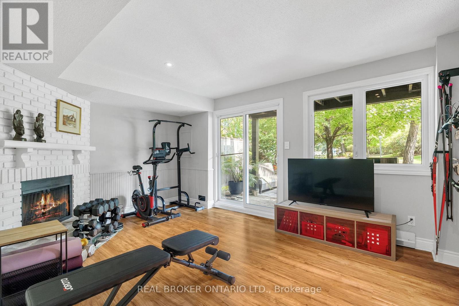 2 - 655 Richmond Road, Ottawa, Ontario  K2A 3Y3 - Photo 34 - X12397692