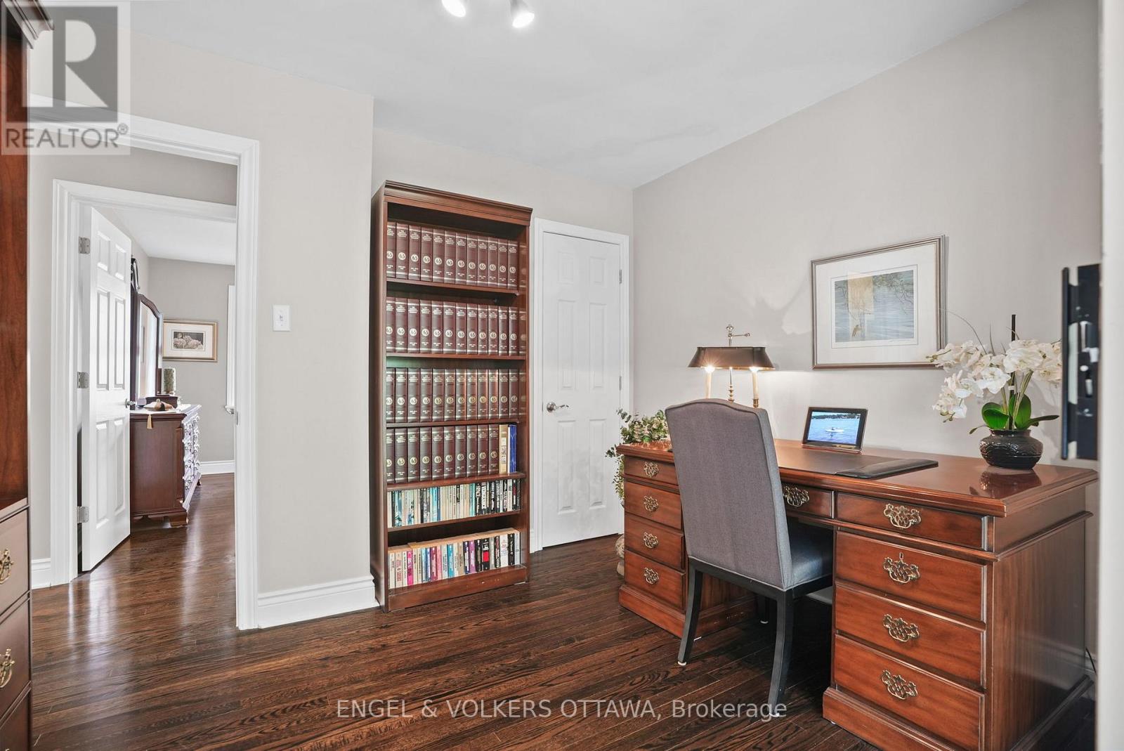 1278 Cheverton Avenue, Ottawa, Ontario  K1H 7P6 - Photo 15 - X12397842