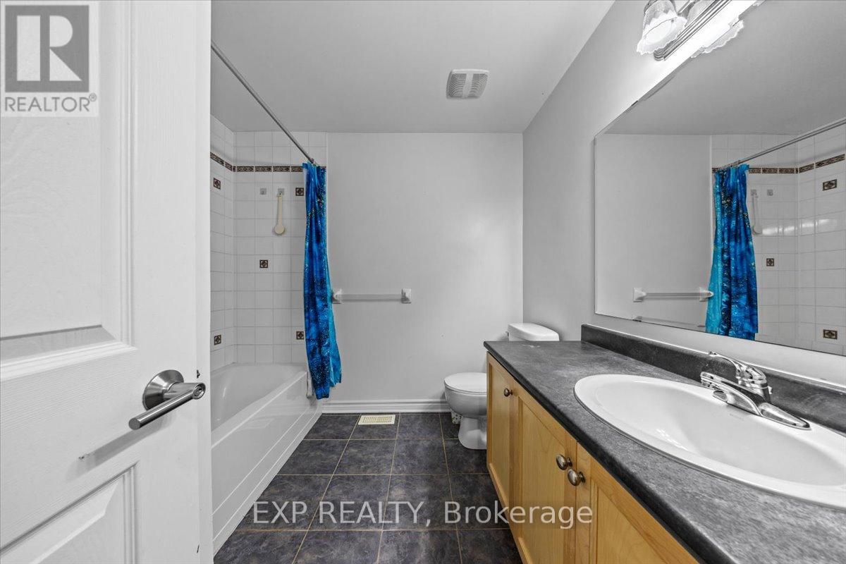 264 Bradwell Way, Ottawa, Ontario  K1T 4J2 - Photo 32 - X12397856