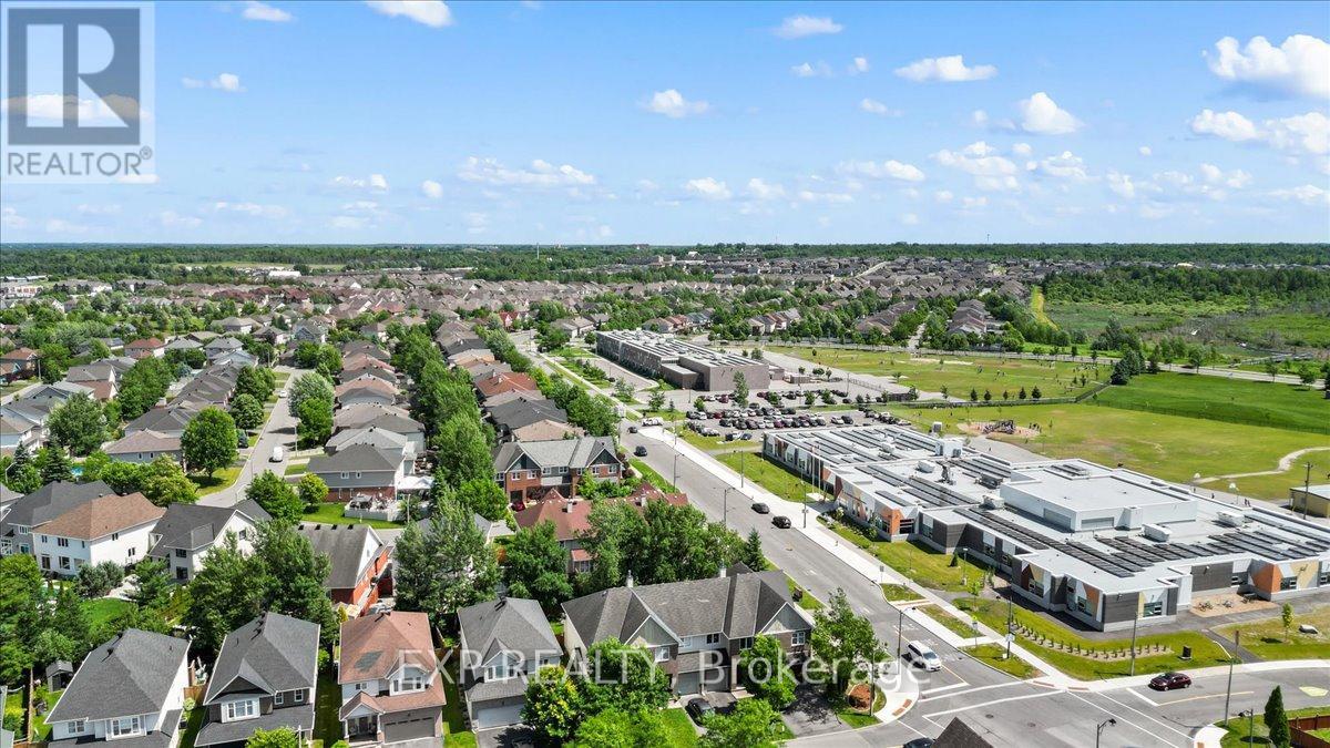 264 Bradwell Way, Ottawa, Ontario  K1T 4J2 - Photo 43 - X12397856