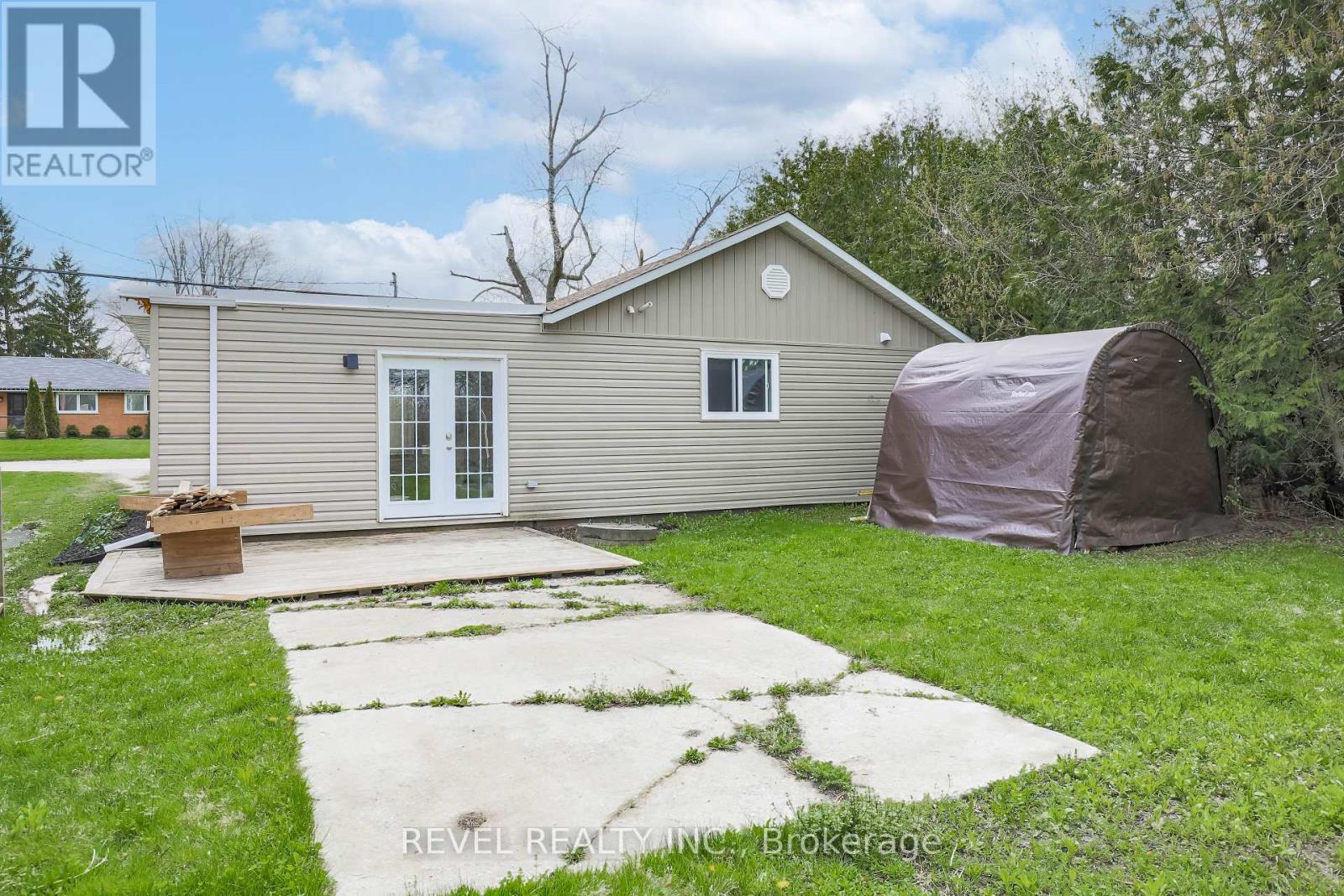 411 Long Beach Road, Kawartha Lakes (Fenelon), Ontario  K0M 1G0 - Photo 40 - X12396734