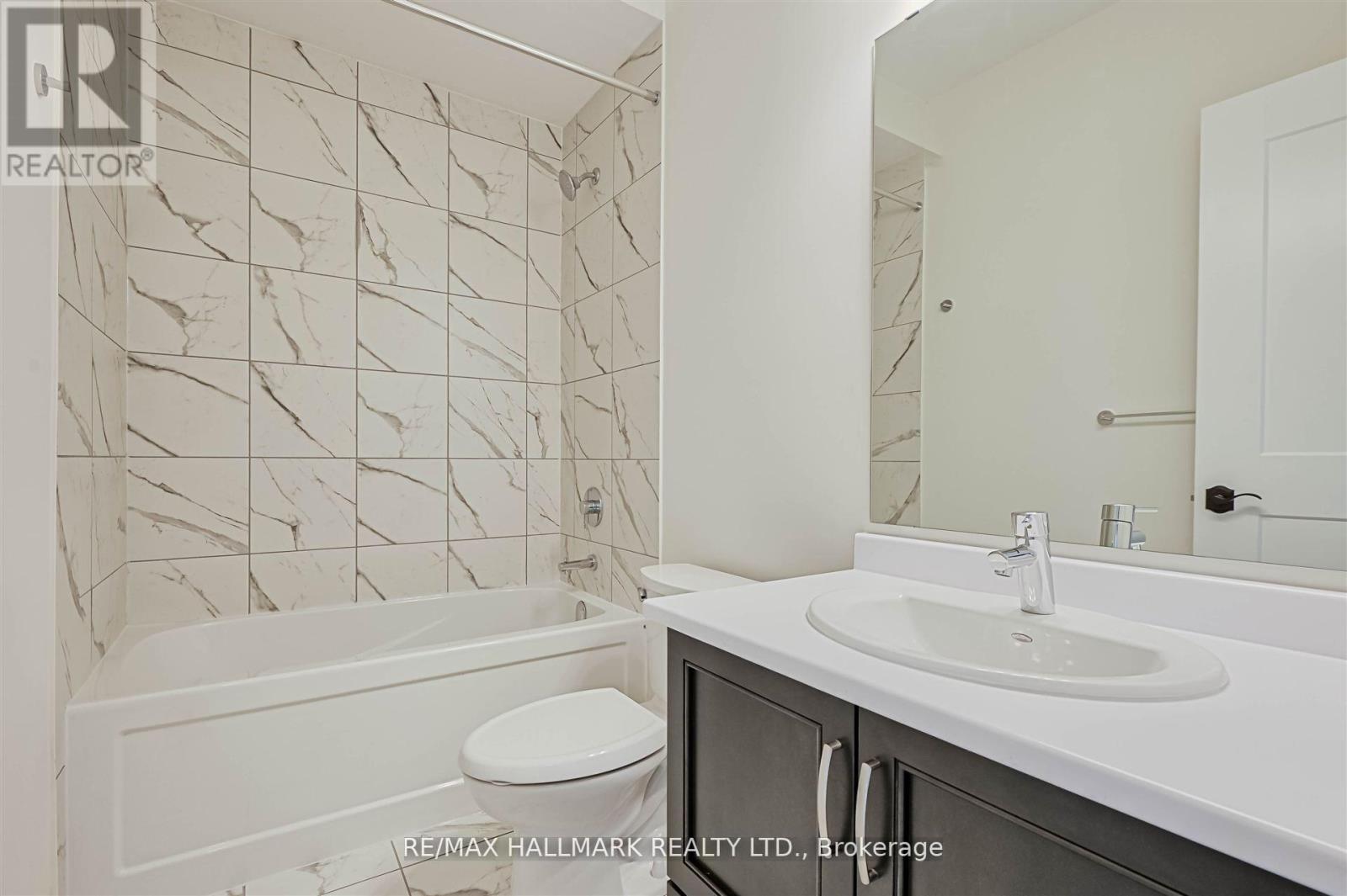 5 West Village Lane, Markham, Ontario  L6C 3L5 - Photo 22 - N12397632