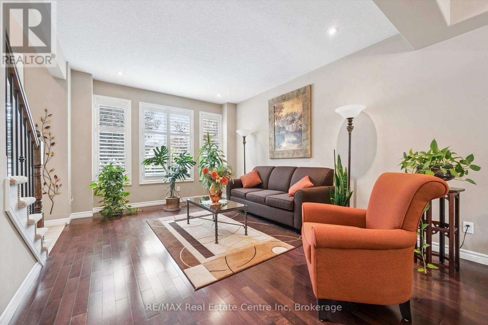 Property at 32 FRASSON DRIVE image 5