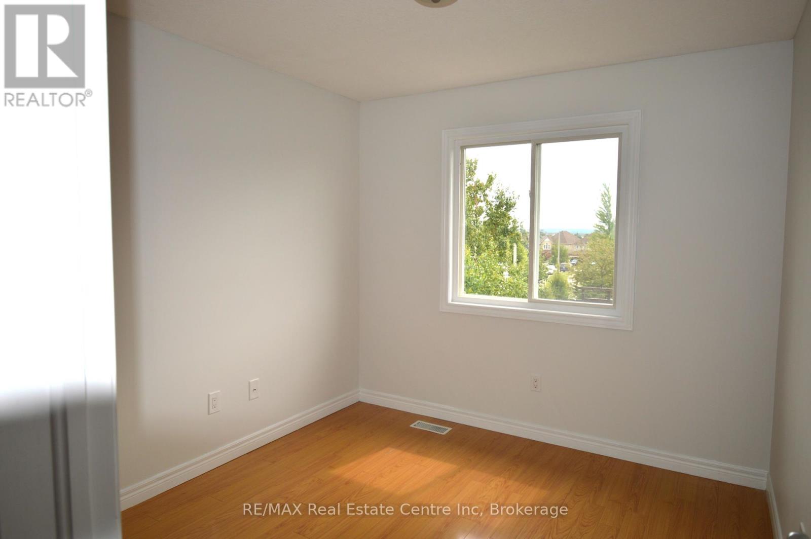 49 Edwards Street, Guelph, Ontario  N1E 0B8 - Photo 24 - X12397773