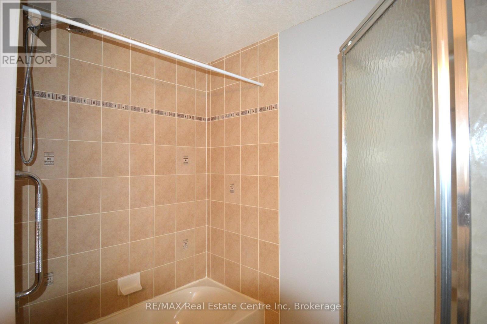 49 Edwards Street, Guelph, Ontario  N1E 0B8 - Photo 25 - X12397773
