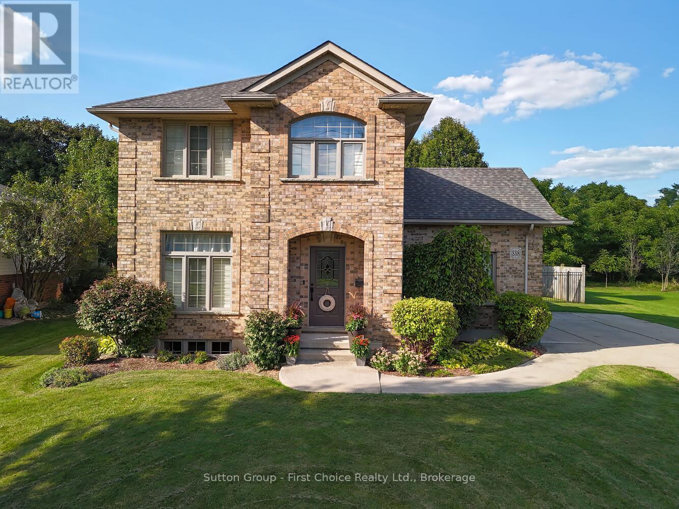 338 DELAMERE AVENUE, Stratford, Ontario