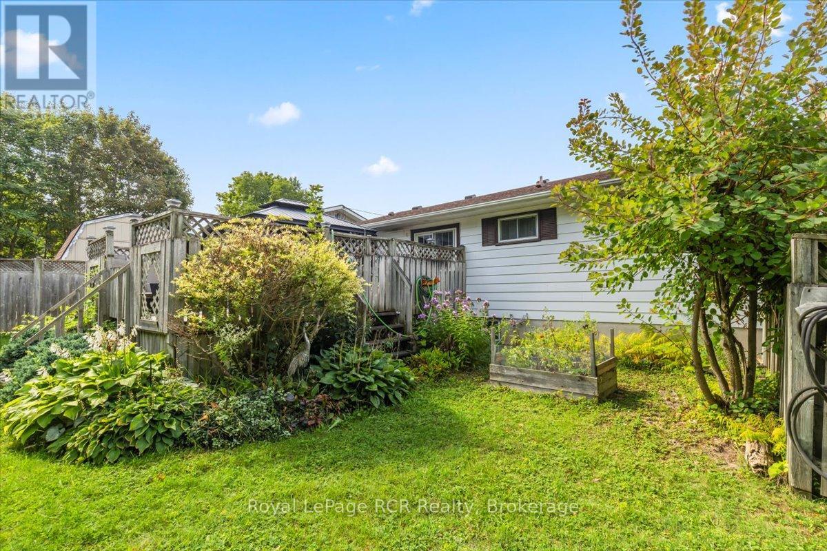 543 19th Avenue, Hanover, Ontario  N4N 3G4 - Photo 24 - X12397841