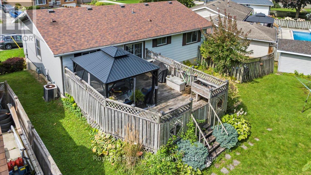 543 19th Avenue, Hanover, Ontario  N4N 3G4 - Photo 25 - X12397841