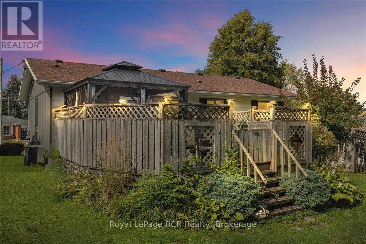 543 19th Avenue, Hanover, Ontario  N4N 3G4 - Photo 31 - X12397841