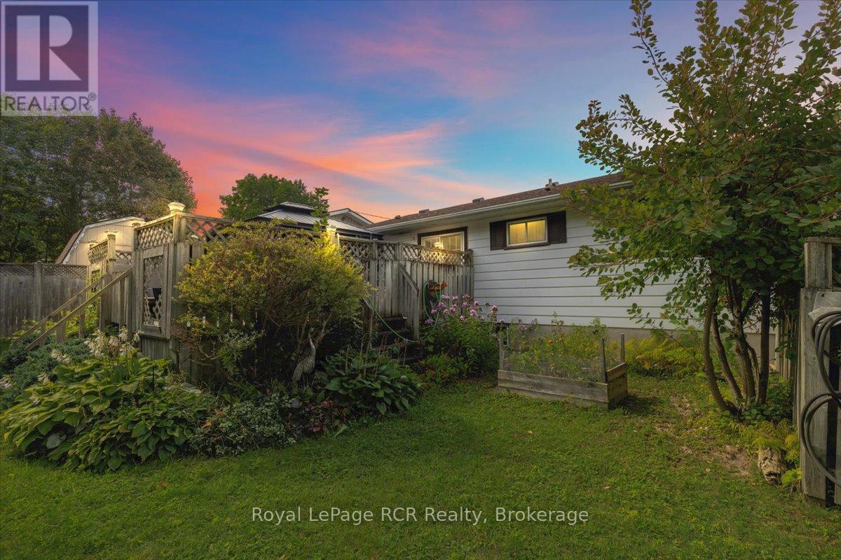 543 19th Avenue, Hanover, Ontario  N4N 3G4 - Photo 32 - X12397841