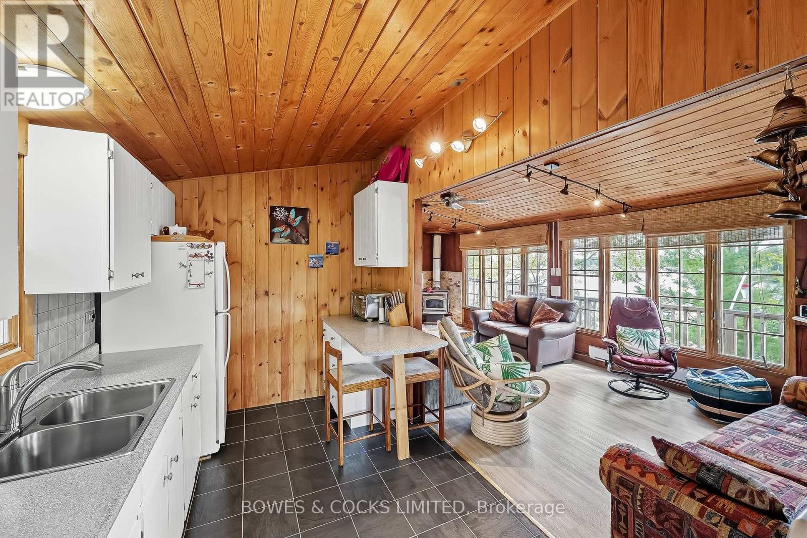 207 Fire Route 82, Havelock-Belmont-Methuen, Ontario  K0L 1Z0 - Photo 31 - X12397809