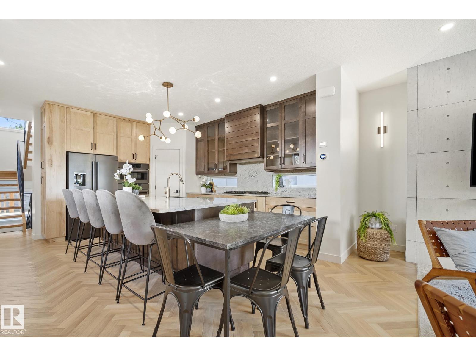 8803 Strathearn Dr Nw, Edmonton, Alberta  T6C 4C8 - Photo 7 - E4457264