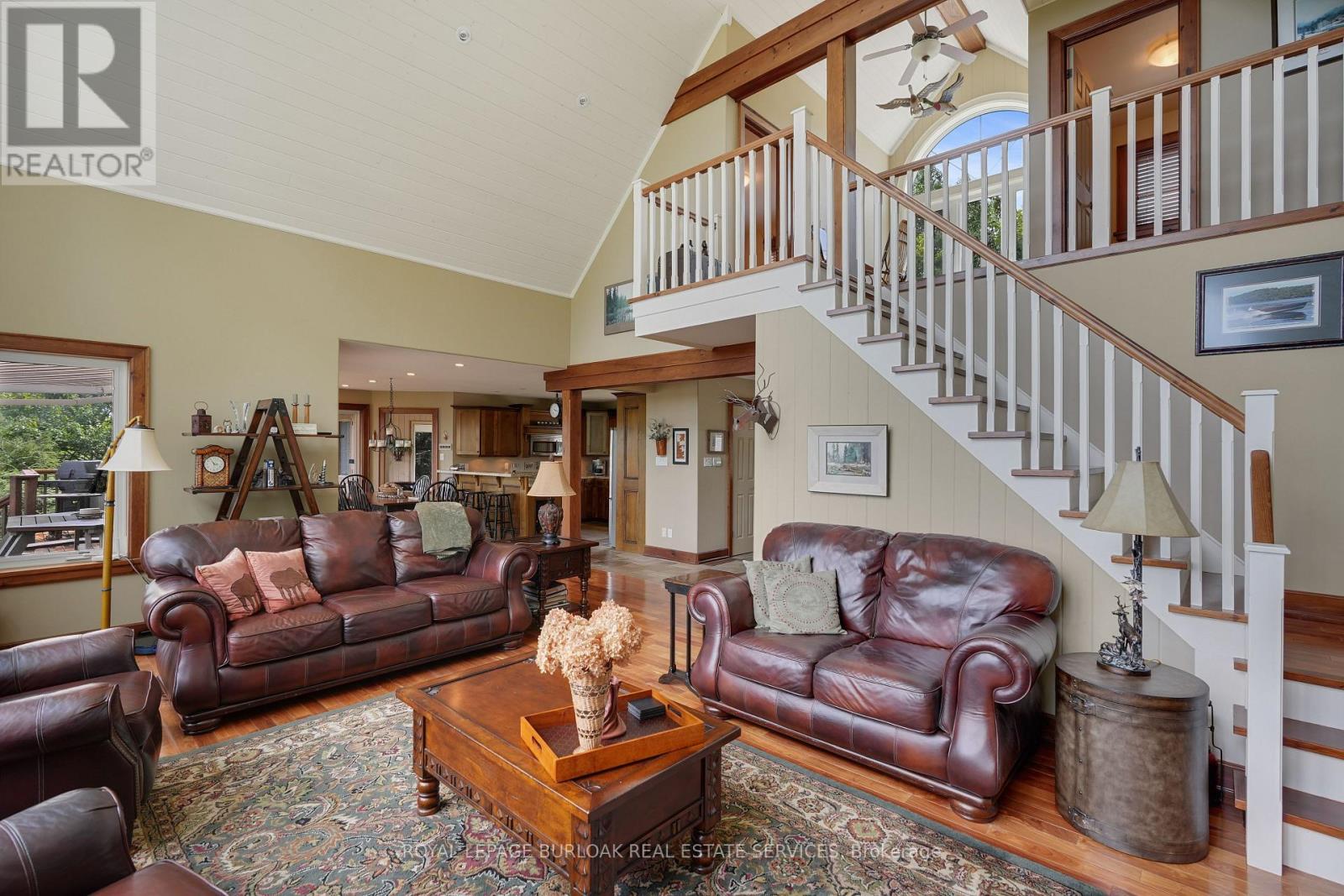 36 Manitouwabing Estates Road, Mckellar, Ontario  P2A 0B5 - Photo 8 - X12392696
