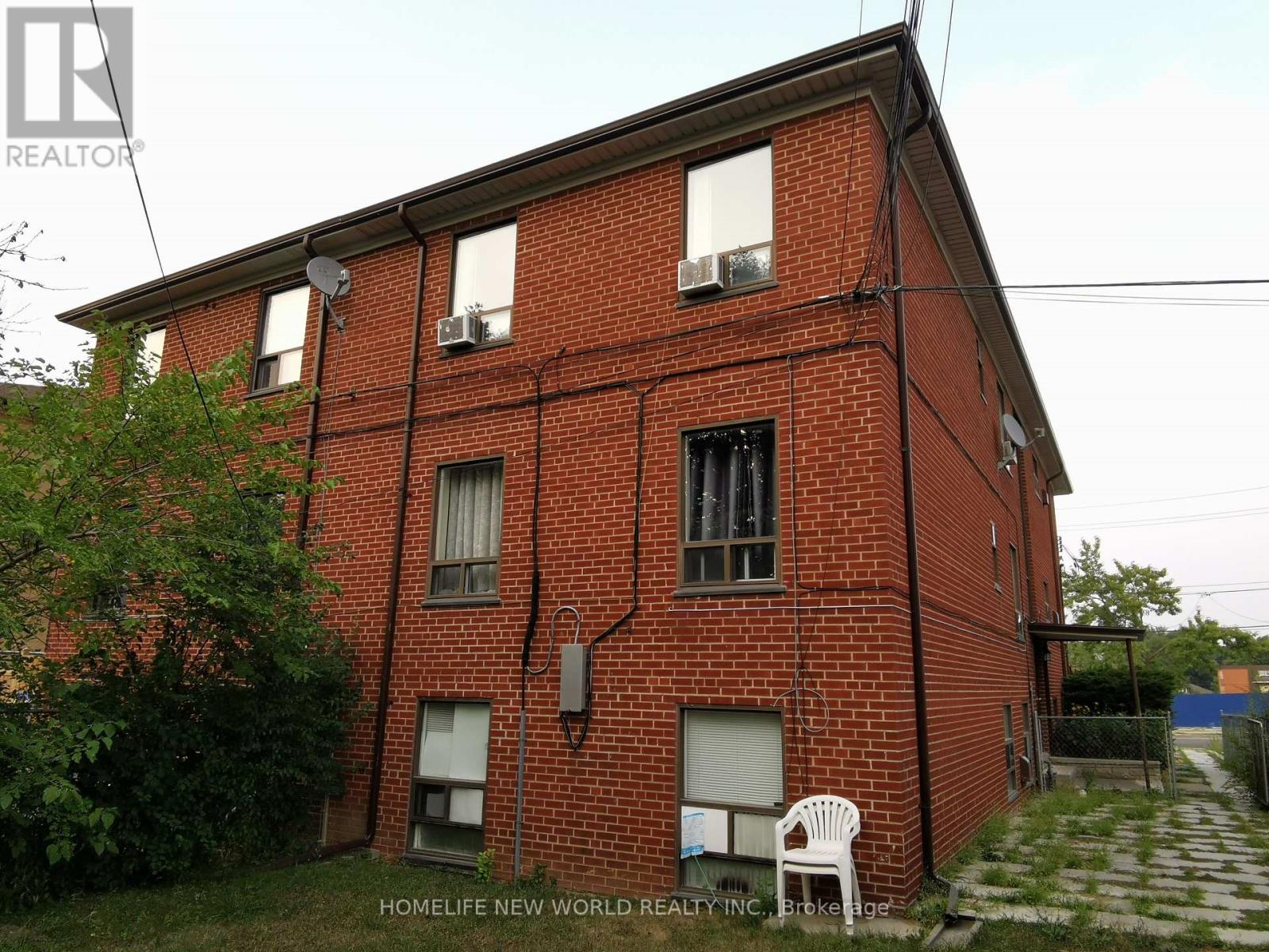#3 - 230 Wilmington Avenue, Toronto, Ontario  M3H 5K2 - Photo 13 - C12334804