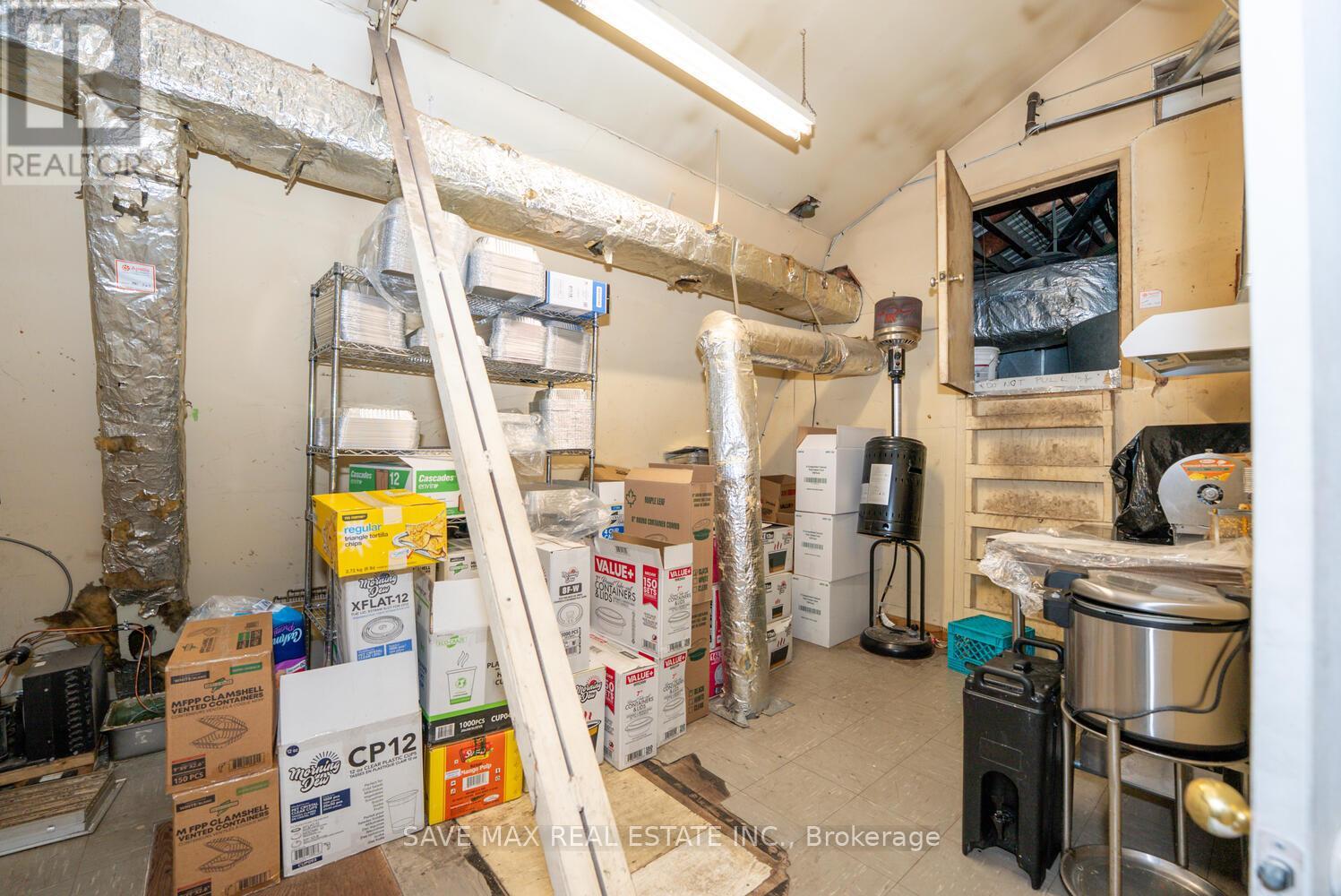 4 - 466 Merritt Street, St. Catharines, Ontario  L2P 1P3 - Photo 27 - X12391338