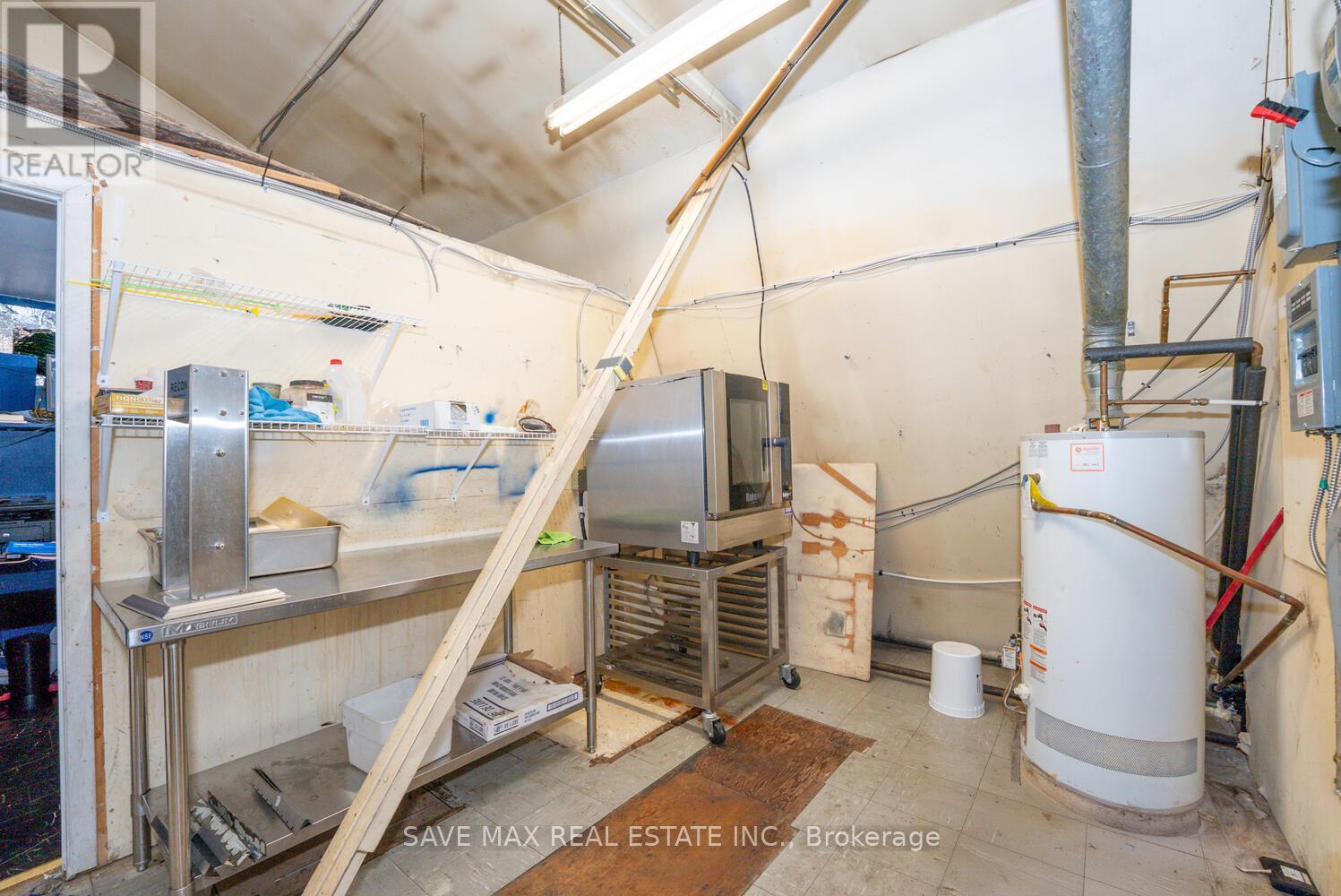 4 - 466 Merritt Street, St. Catharines, Ontario  L2P 1P3 - Photo 26 - X12391338