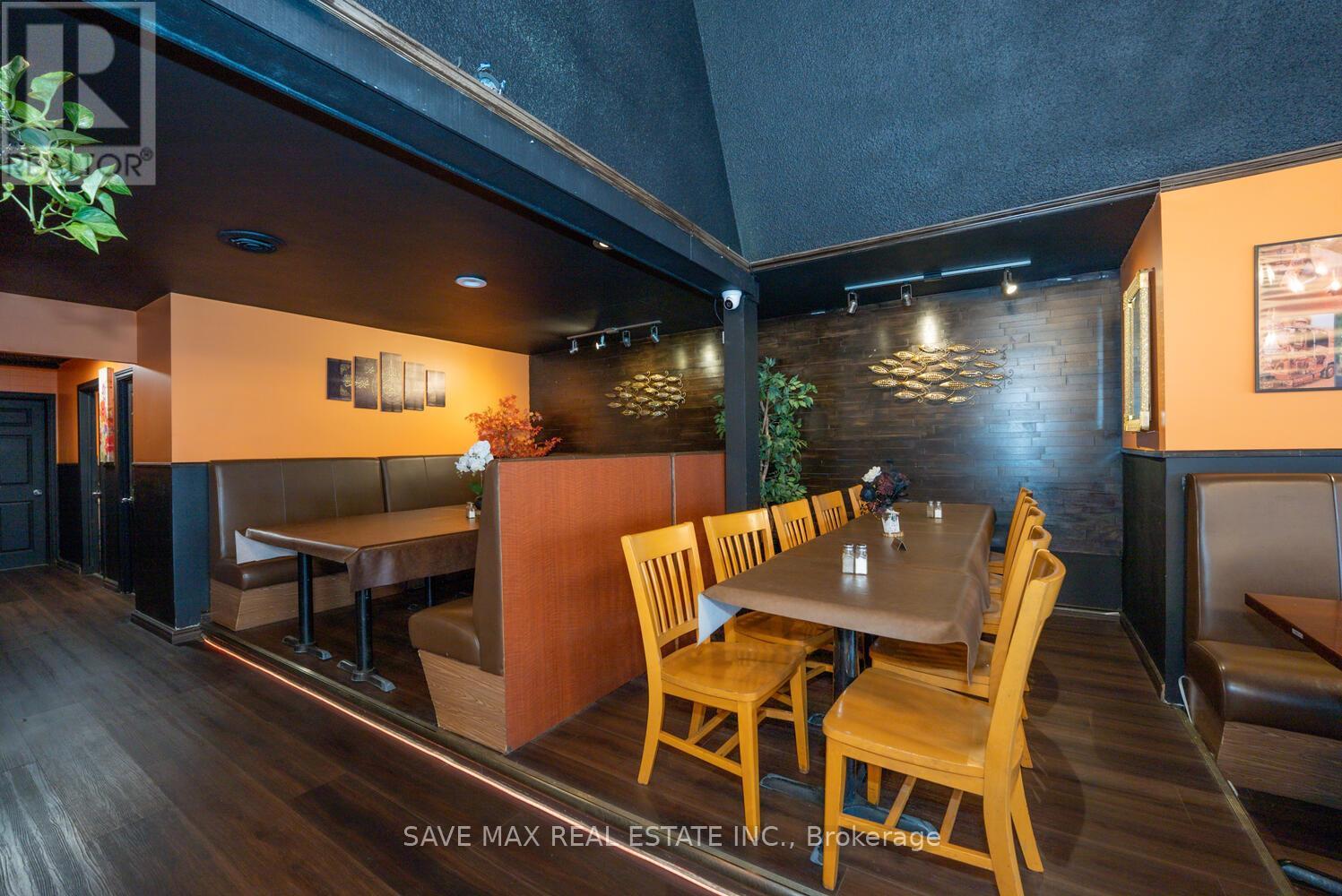 4 - 466 Merritt Street, St. Catharines, Ontario  L2P 1P3 - Photo 6 - X12391338