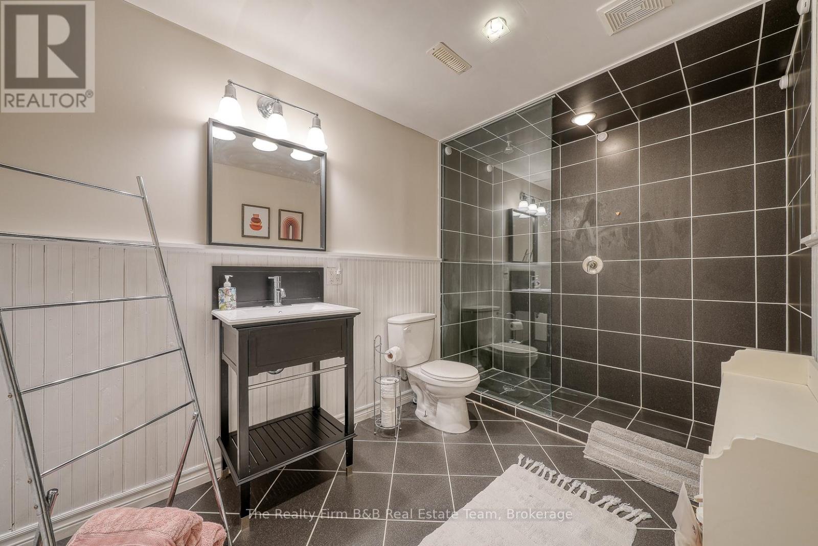 504 Crestwood Court, Woodstock, Ontario  N4T 1V3 - Photo 36 - X12397746