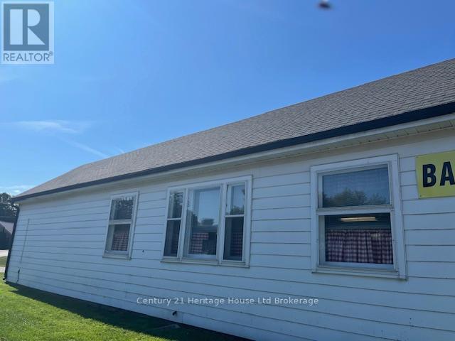 9240 Plank Road, Bayham, Ontario  N0J 1Y0 - Photo 3 - X12397793