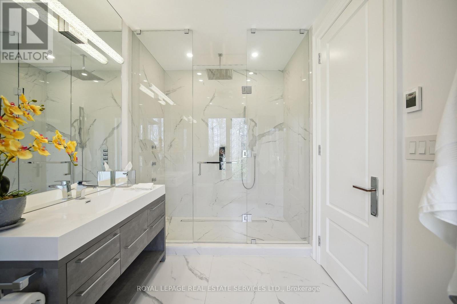 1489 Rogerswood Court, Mississauga (Lorne Park), Ontario  L5J 1R7 - Photo 24 - W12397628
