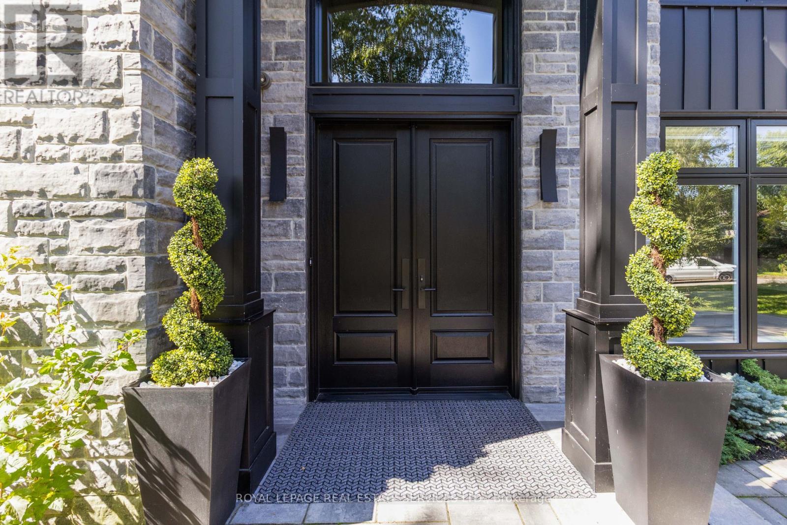 Property at 1489 ROGERSWOOD COURT image 5