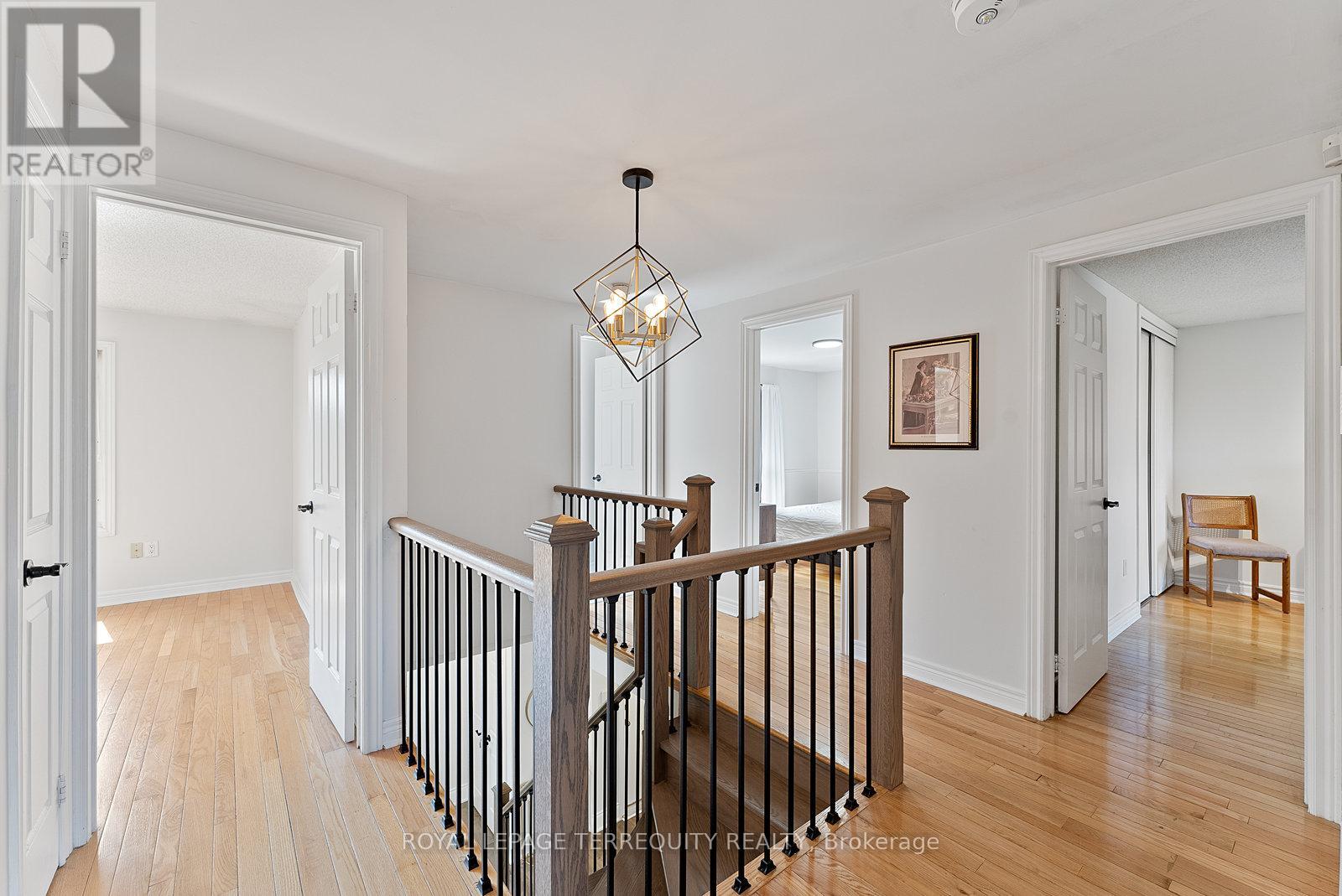 3247 Dovetail Mews, Mississauga, Ontario  L5L 5G9 - Photo 26 - W12397637