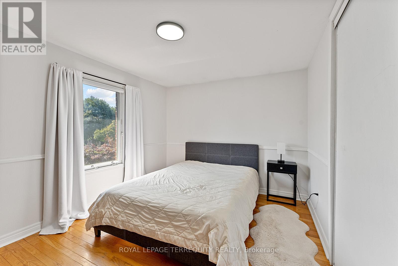 3247 Dovetail Mews, Mississauga, Ontario  L5L 5G9 - Photo 34 - W12397637