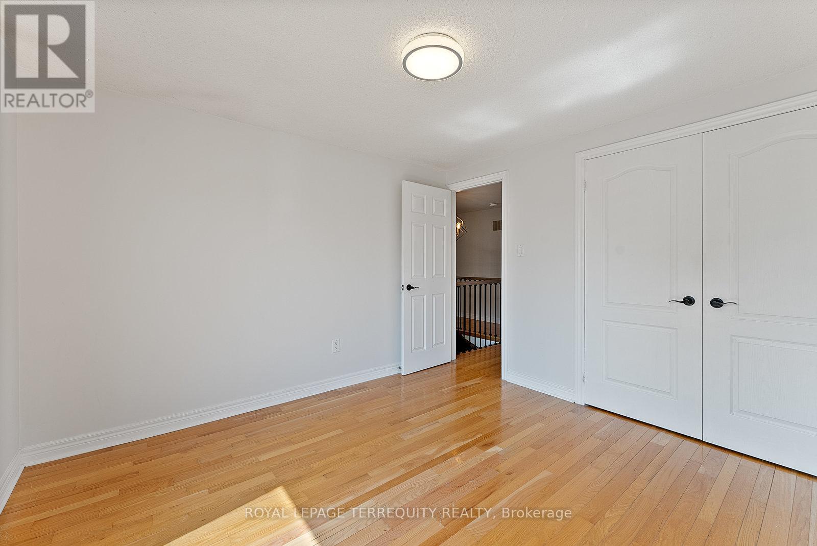 3247 Dovetail Mews, Mississauga, Ontario  L5L 5G9 - Photo 37 - W12397637