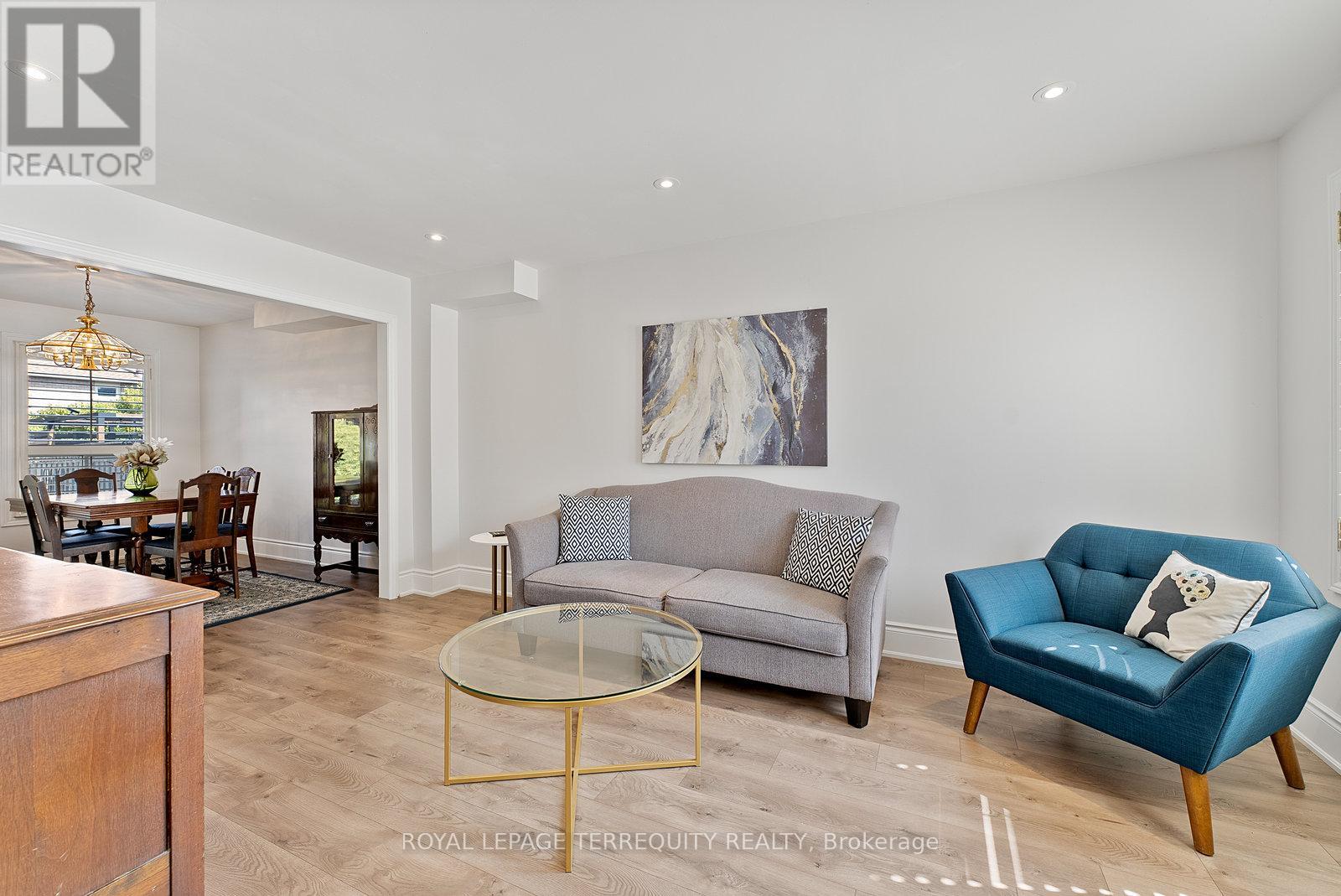 3247 Dovetail Mews, Mississauga, Ontario  L5L 5G9 - Photo 9 - W12397637