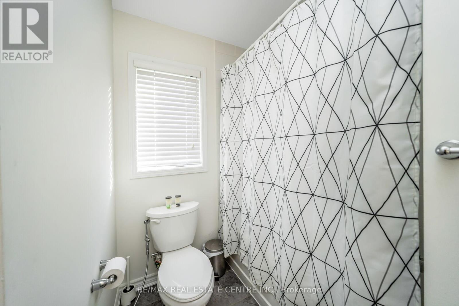 486 Etheridge Avenue, Milton, Ontario  L9E 0A8 - Photo 43 - W12397642