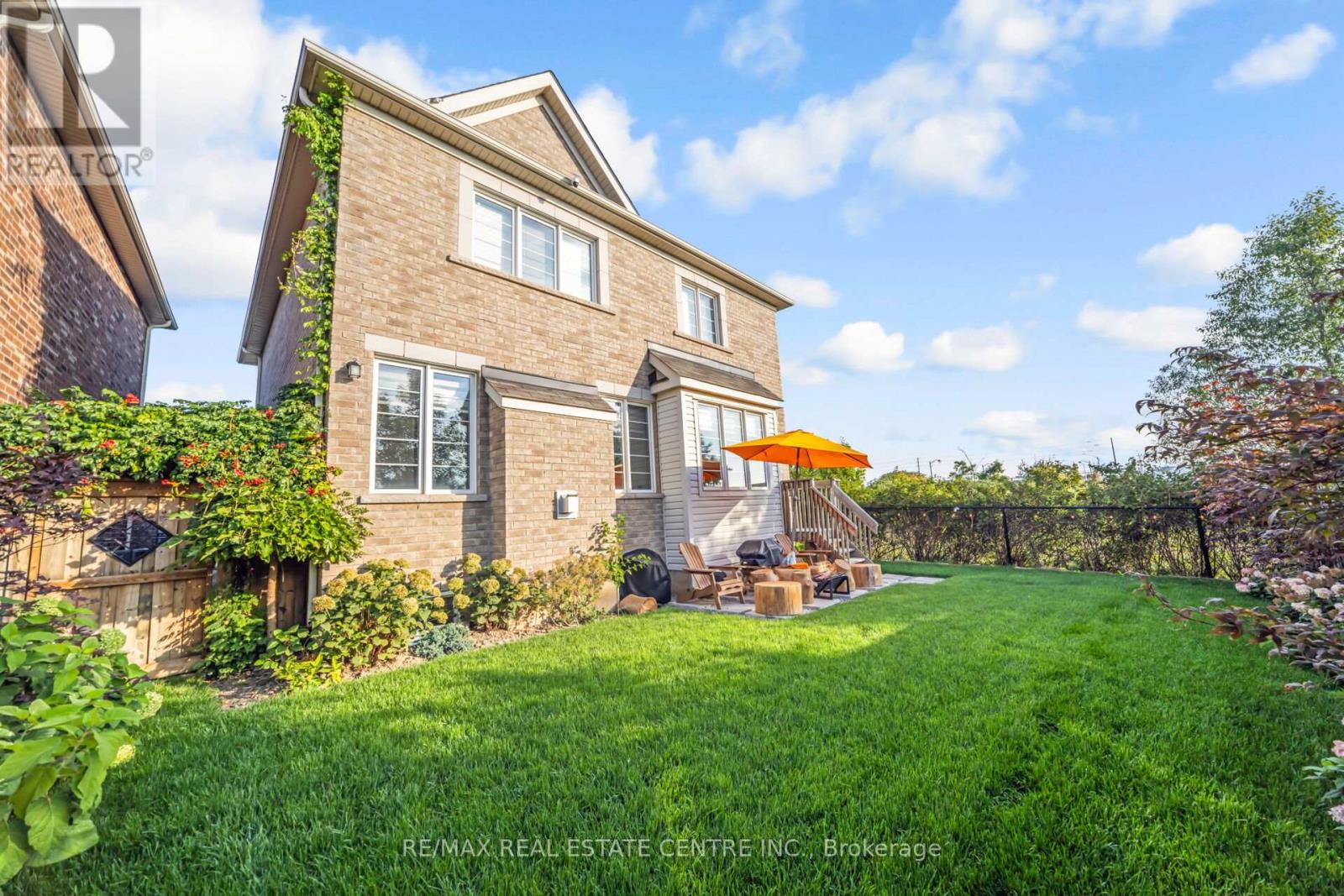 486 Etheridge Avenue, Milton, Ontario  L9E 0A8 - Photo 47 - W12397642