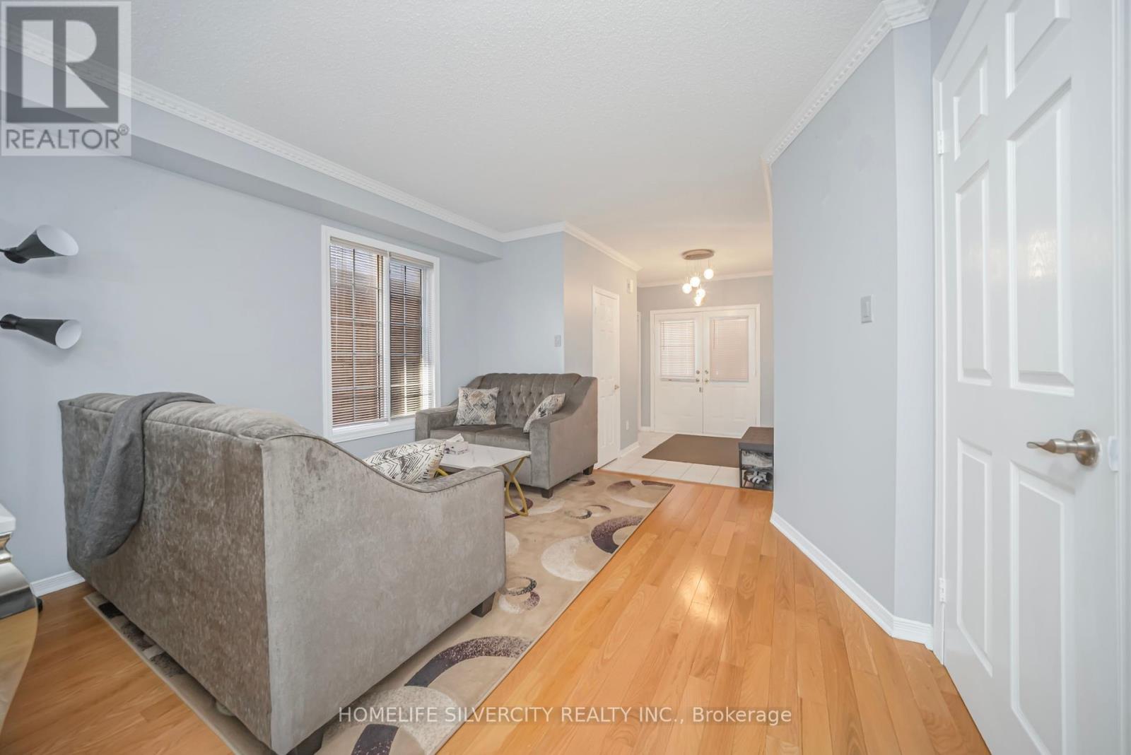 37 Loons Call Crescent N, Brampton, Ontario  L6R 2G5 - Photo 11 - W12397662