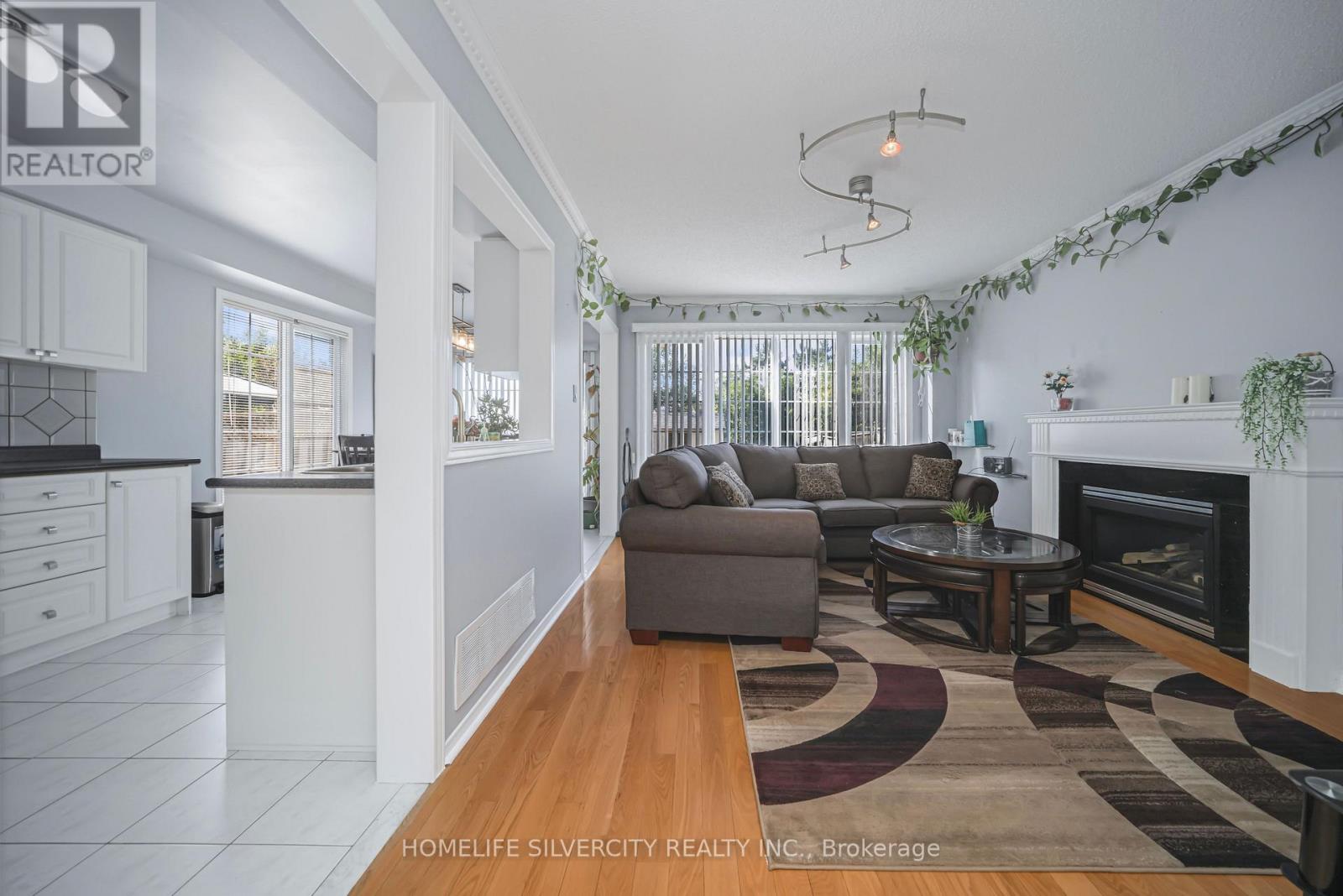 37 Loons Call Crescent N, Brampton, Ontario  L6R 2G5 - Photo 14 - W12397662