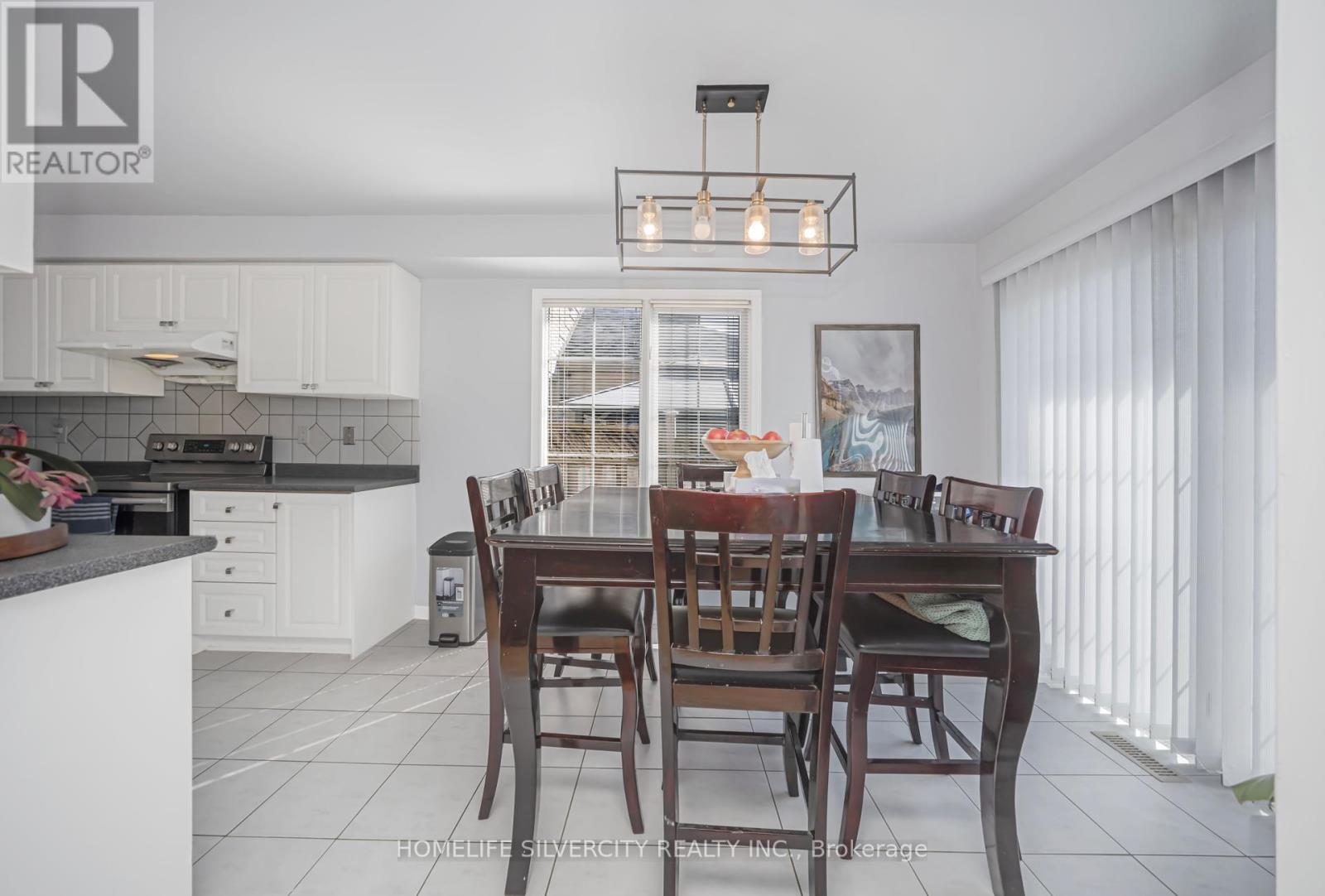 37 Loons Call Crescent N, Brampton, Ontario  L6R 2G5 - Photo 19 - W12397662