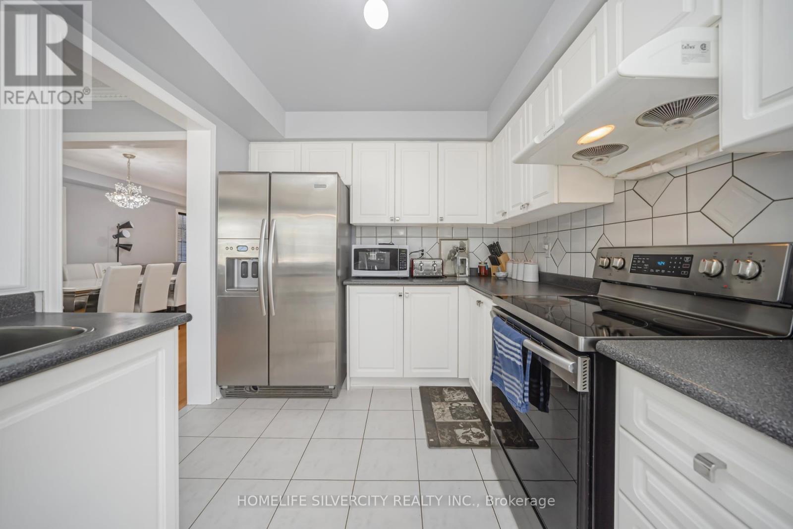 37 Loons Call Crescent N, Brampton, Ontario  L6R 2G5 - Photo 24 - W12397662
