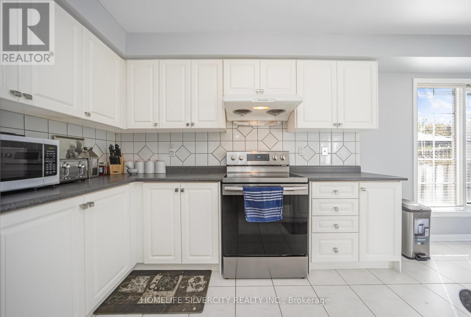 37 Loons Call Crescent N, Brampton, Ontario  L6R 2G5 - Photo 26 - W12397662