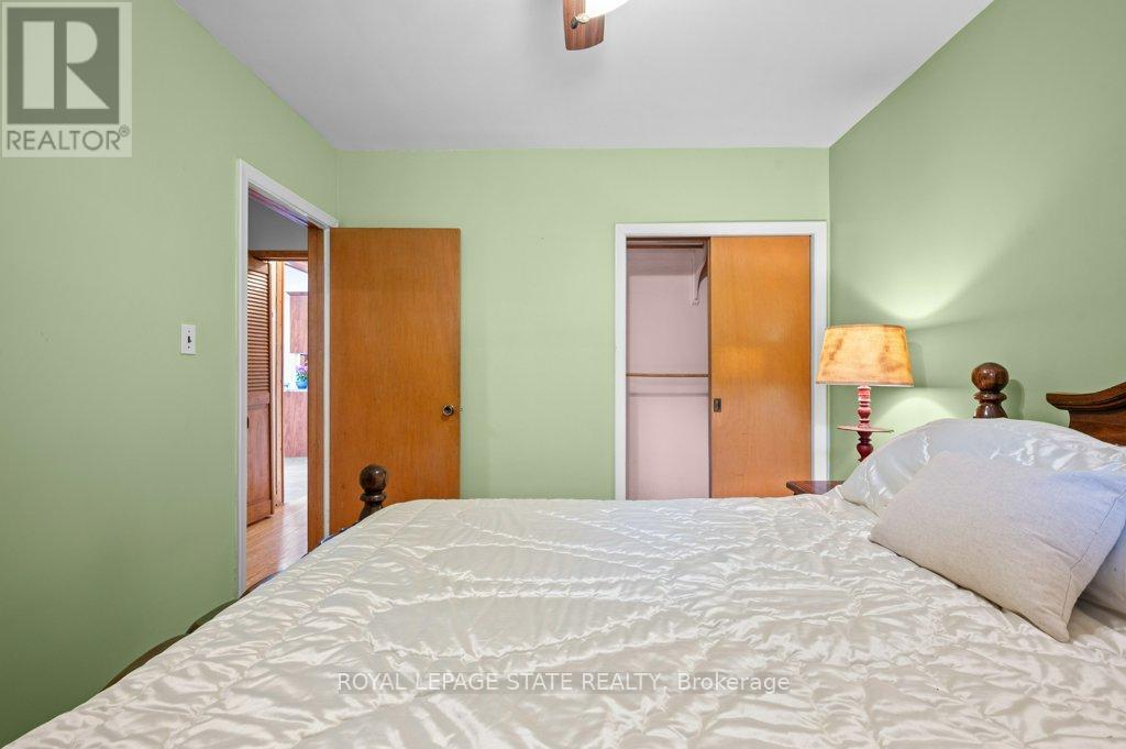 109 West 31st Street, Hamilton, Ontario  L9C 5E8 - Photo 18 - X12397607