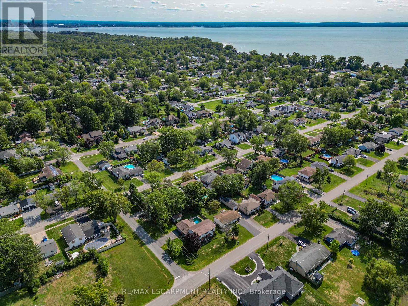 570 Buffalo Road, Fort Erie, Ontario  L2A 5G8 - Photo 22 - X12397641