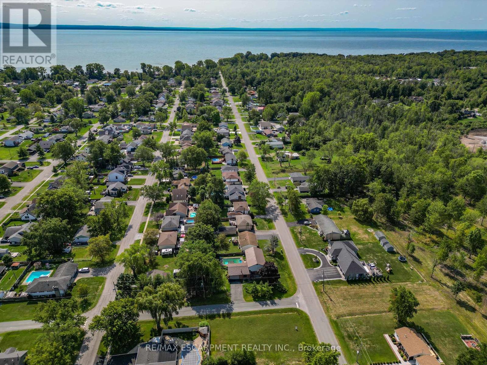 570 Buffalo Road, Fort Erie, Ontario  L2A 5G8 - Photo 23 - X12397641