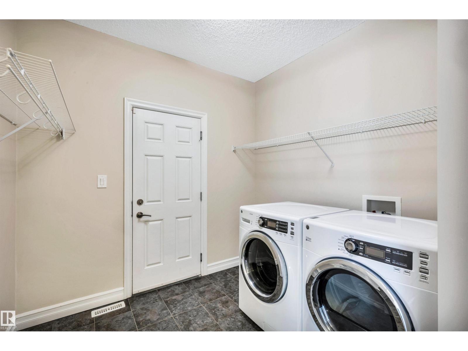 15827 10 Av Sw, Edmonton, Alberta  T6W 2H2 - Photo 13 - E4457269
