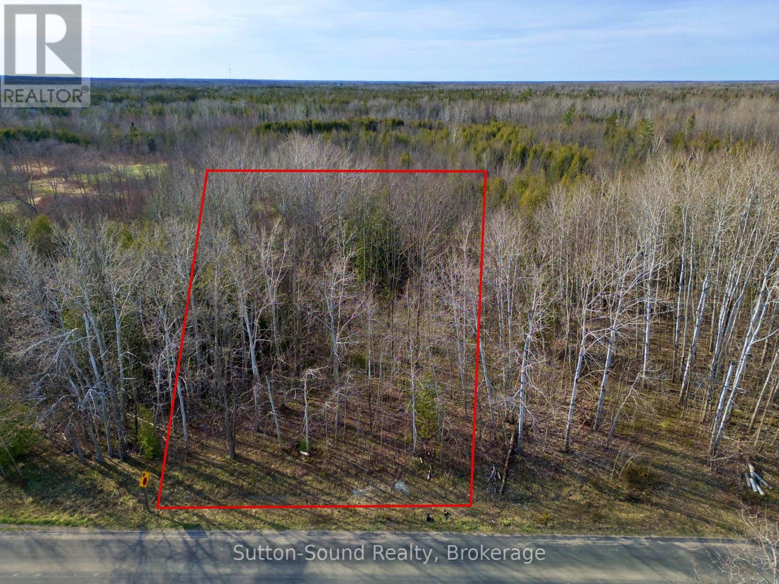 Con 2 Wbr Pt Lot 23 Maple Drive, Northern Bruce Peninsula, Ontario  N0H 1Z0 - Photo 4 - X12118815