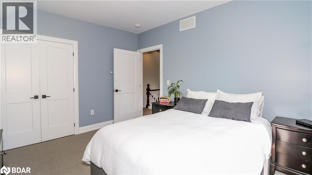 96 Bond Street, Orillia, Ontario  L3V 1J8 - Photo 22 - 40768386